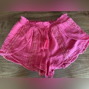 American Eagle Linen Tulip lined shorts